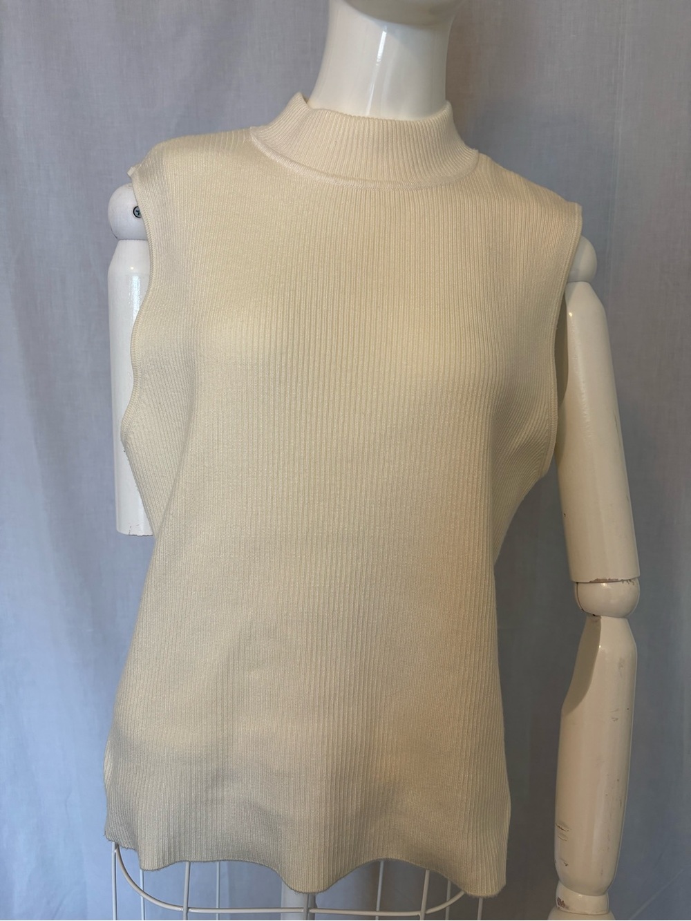 Sleeveless Mock Neck Ribbed Knit Top - Cream